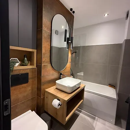 Noir&honey, 10min Walk To Center