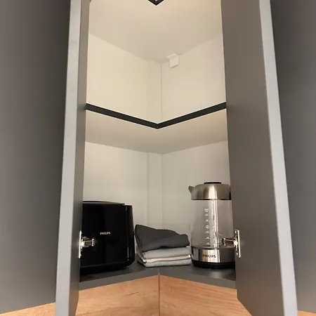 Apartment Noir&honey, 10min Walk To Center *