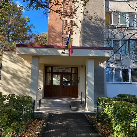 Noir & Honey - 10 Mins Walk To Center Lägenhet Timişoara