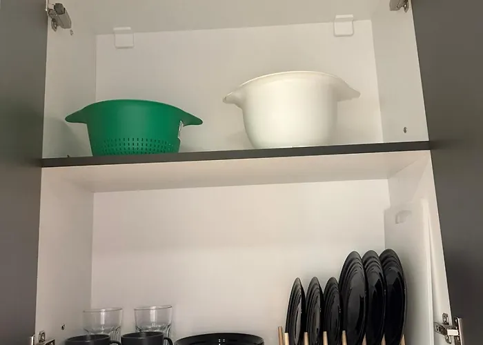 Noir & Honey - 10 Mins Walk To Center 公寓