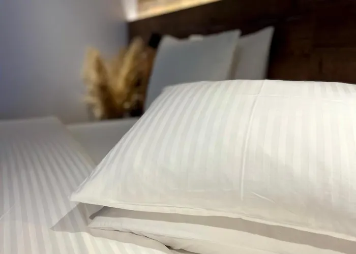 公寓 Noir & Honey - 10 Mins Walk To Center