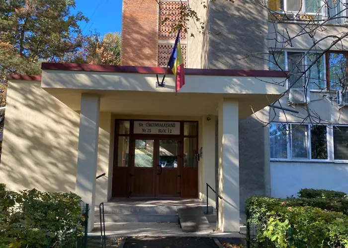 Noir & Honey - 10 Mins Walk To Center Lägenhet Timişoara